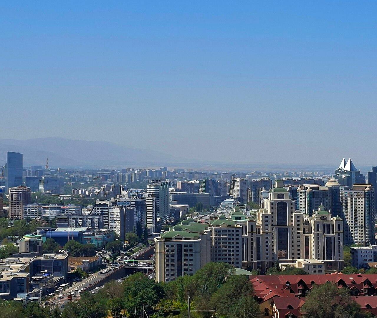 Perfil urbano de Almaty, Kazajistán
